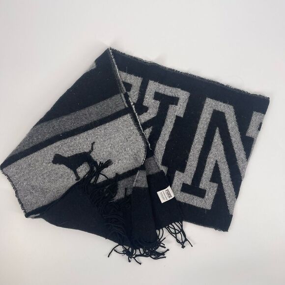 VS Pink Scarf - Picture 3 of 8